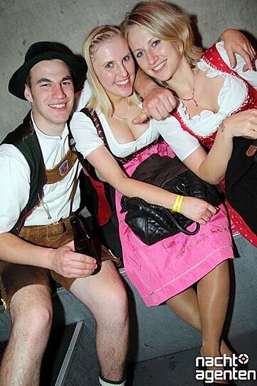 Der Wiesnmarathon am Freitag im neuraum: 16 Tage Wiesn, 16 Tage Party ist das Motto: 
Mehr Bilder gibt's auf www.nachtagenten.de