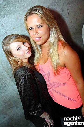 Viel los ist auch bei Chuckie Live im neuraum. Mehr Bilder von unter: www.nachtagenten.de
