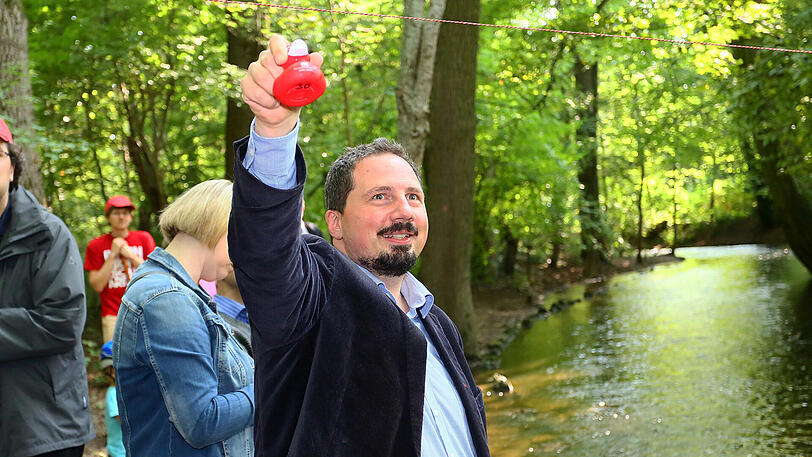 Gewonnen hat die Ente mit der Nummer 30.