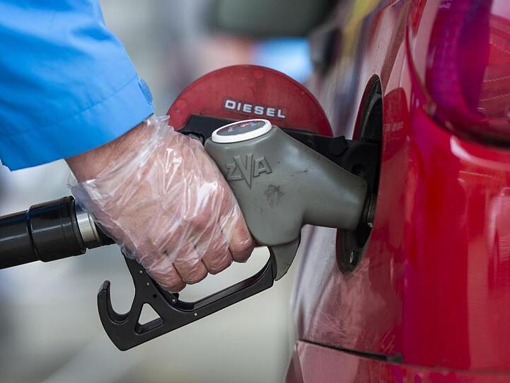 Deutlich teurer als ein Jahr zuvor war Kraftstoff und Energie.