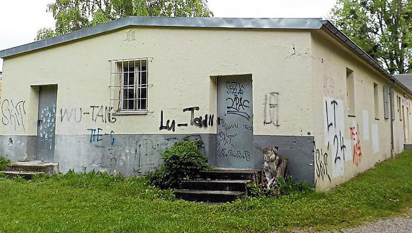 Das letzte Gebäude des ehemaligen KZ-Außenlagers Ludwigsfeld. Das letzte Gebäude des ehemaligen KZ-Außenlagers Ludwigsfeld.