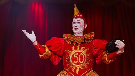 Wei&szlig;clown "Gensi" (Fulgenci Mestres) ist seit mehr als 20 Jahren einer der Stars bei Roncalli.