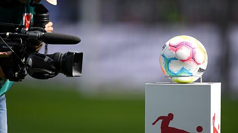 Die Debatte im deutschen Fußball über einen Investoren-Einstieg hält an.