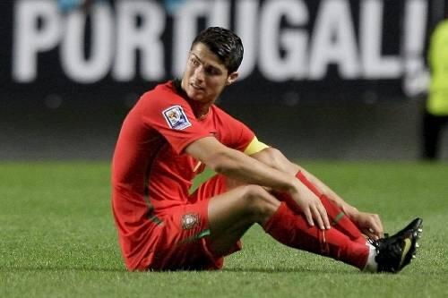 Er muss in die Playoffs - Für Cristiano Ronaldo und Portugal heißt es: Nachsitzen.