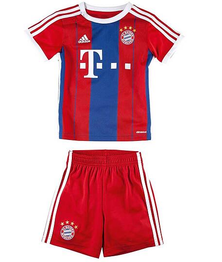 Rot-Blaue Streifen, "Mia san Mia" im Nacken: Das neue Heimtrikot des FC Bayern. Die Bilder...
