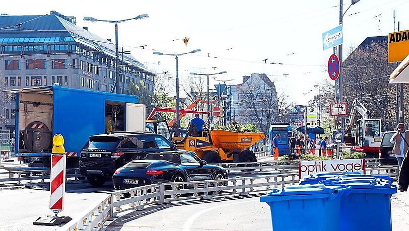 Das Chaos hat einen Namen: Sendlinger Tor. Das Chaos hat einen Namen: Sendlinger Tor.