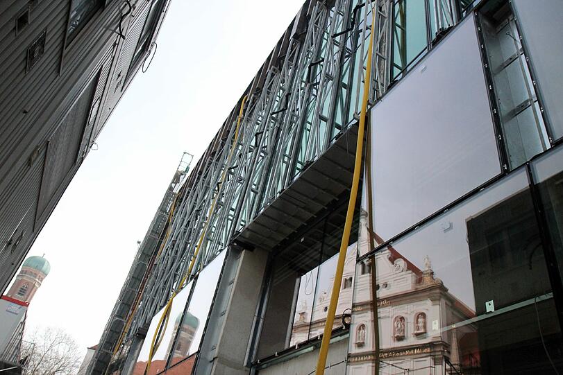 Weitere Bilder von der Baustelle.