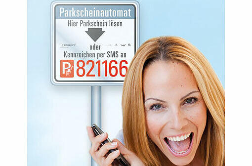 Entspannt parken und einfach per Handy bezahlen: sms&park macht&rsquo;s möglich.