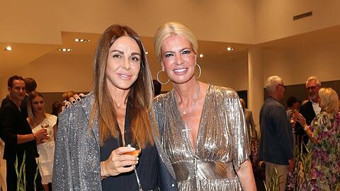 Modisch: Sylwia Klose (l.) und Gastgeberin Tanja Ehrmann.