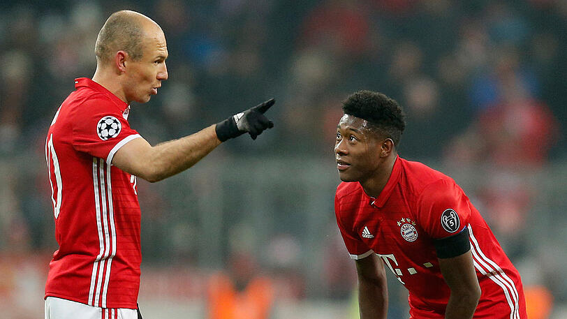 Zeigt die Richtung an: Arjen Robben (links) und sein Teamkollege David Alaba.