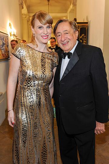 RIchard Lugner und Begleitung Larissa Kern