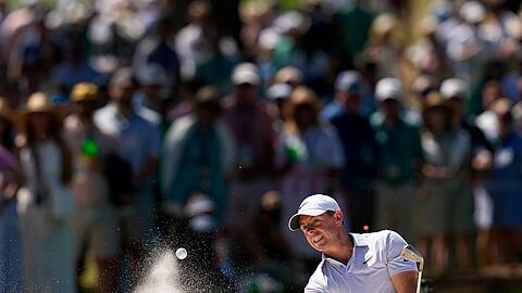 Wasser, B&auml;ume, Bunker: McIlroy k&auml;mpfte an Tag drei beim Masters mit dem Kurs.