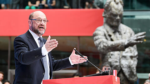 SPD-Kanzlerkandidat Martin Schulz hat am Sonntag &ndash; beobachtet von Willy Brandt &ndash; kämpferisch seinen Zukunftsplan präsentiert.