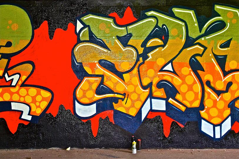 Isart Graffiti Aktion an der Brudermühlbrücke