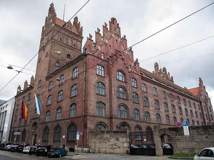 Das Oberlandesgericht München in der Innenstadt. Foto: Peter Kneffel/dpa/Archivbild