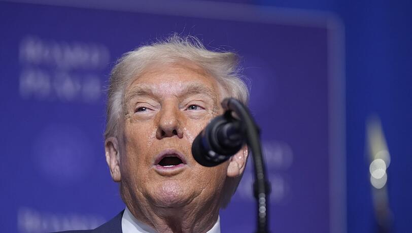 "Sie d&uuml;rfen keine Atomwaffe haben", sagt US-Pr&auml;sident Trump &uuml;ber den Iran.