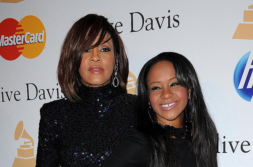 Mutter und Tochter: Whitney Houston (l.) mit Tochter Bobbi Kristina Brown.