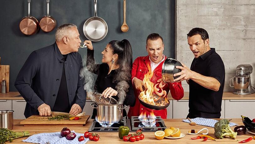 Das Team der 15. Staffel von "The Taste": Alexander Herrmann, Elif Oskan, Tim Raue und Steffen Henssler.