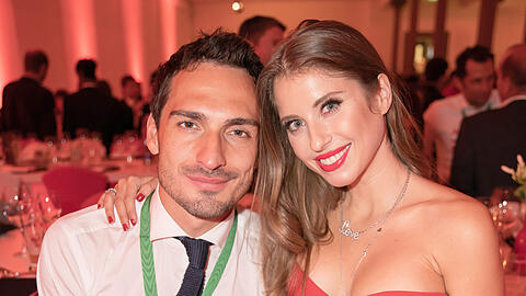 Die Ex-Partner Mats und Cathy Hummels trafen eine Entscheidung, die mit dem gemeinsamen Sohn Ludwig zu tun hat.