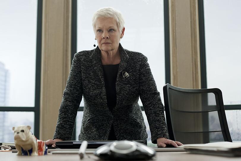 M (Judi Dench) befindet sich in Gefahr.