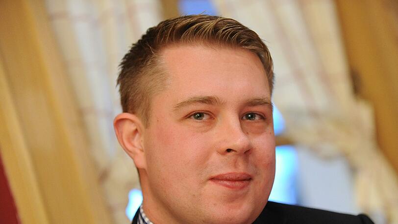 Regens Landrat Michael Adam (28, SPD). Regens Landrat Michael Adam (28, SPD).