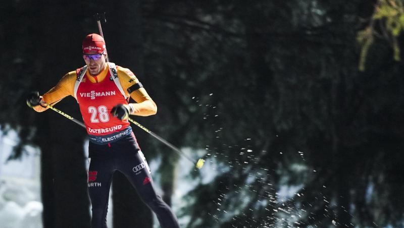 Die deutschen Biathleten um Arnd Peiffer haben im ersten Staffelrennen der Saison in Östersund nur den achten Platz belegt. Die deutschen Biathleten um Arnd Peiffer haben im ersten Staffelrennen der Saison in Östersund nur den achten Platz belegt.