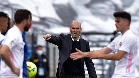 Trainer Zinédine Zidane hört bei Real Madrid auf.