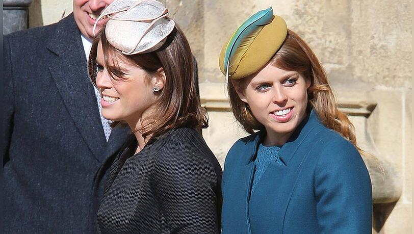 Prinzessin Beatrice und Prinzessin Eugenie bei einem zur&uuml;ckliegenden Ostergottesdienst.