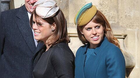 Prinzessin Beatrice und Prinzessin Eugenie bei einem zur&uuml;ckliegenden Ostergottesdienst.