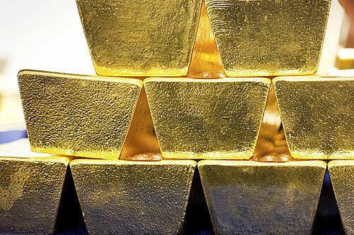 Es glänzt, ist wertvoll und ewig haltbar: Gold.
