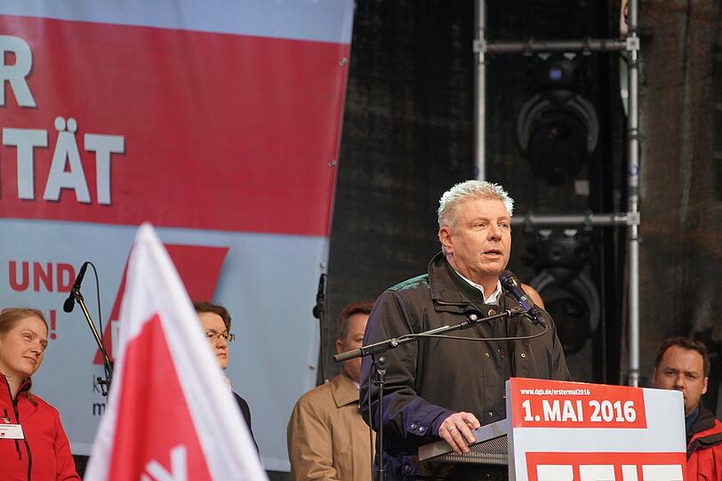 Obermürgermeister Dieter Reiter bei seiner Ansprache auf dem Marienplatz.