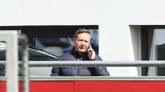 Horst Heldt war bis zum Sommer beim 1. FC Köln tätig - heuert er irgendwann auch beim TSV 1860 an?