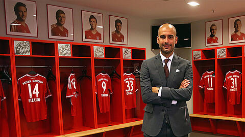 Am 24. Juni 2013 betrat Pep Guardiola zum ersten Mal die Bayern-Kabine. Kurios: Alle sechs Spieler im Hintergrund haben den Verein mittlerweile verlassen.