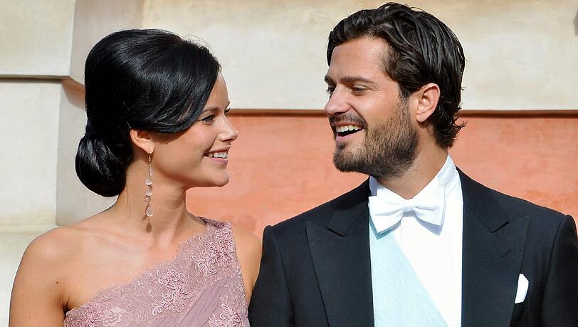 Sofia Hellqvist und der schwedische Prinz Carl Philip werden am 13. Juni 2015 in Stockholm heiraten. Sofia Hellqvist und der schwedische Prinz Carl Philip werden am 13. Juni 2015 in Stockholm heiraten.