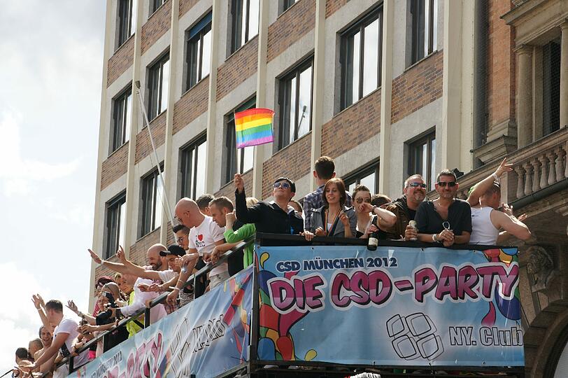 Sehen Sie hier die besten Bilder vom CSD in München.
