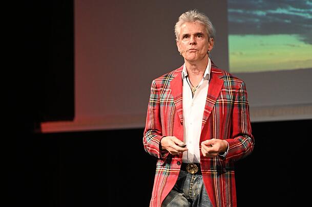 Bestsellerautor Thomas Brezina. Bestsellerautor Thomas Brezina.