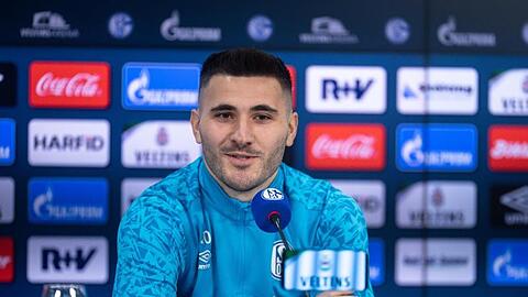 Der erste Schalker Winterzugang und Hoffnungsträger Sead Kolasinac wird gegen Hoffenheim gleich in die Startelf rücken.