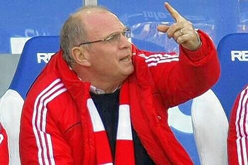 Alles Gute kommt von oben: Uli Hoeneß hofft auf göttlichen Beistand