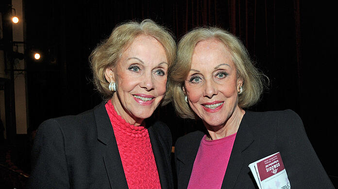 Die weltbekannten Entertainerinnen Ellen (links) und Alice Kessler.