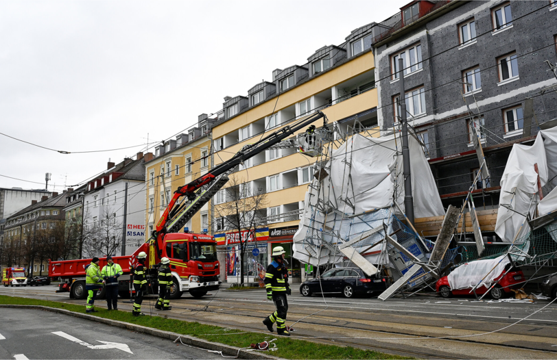 In Giesing ist am Samstagmittag ein Baugerüst eingestürzt.