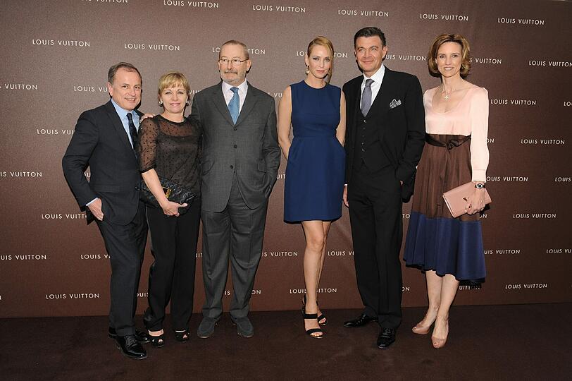 Michael Burke (Chairman & CEO Louis Vuitton) mit Frau Brigitte Burke-Karman  , Patrick-Louis Vuitton (Director Special Orders Louis Vuitton), Uma Thurman, Roberto Eggs (President Northern Europe Louis Vuitton), Dr. Beate Klingenberg (Country Manager Germany Louis Vuitton)