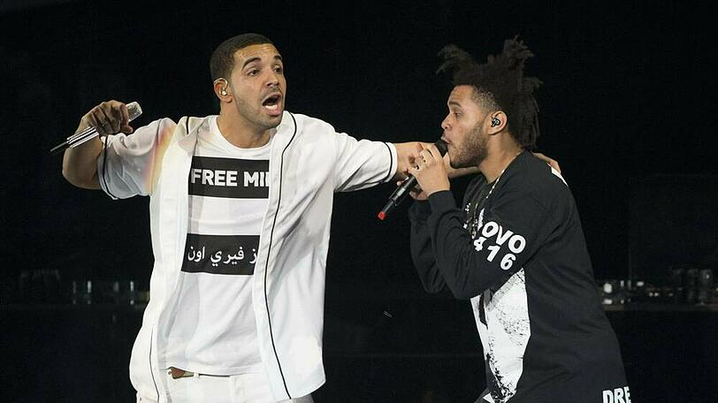 Drake (l.) und The Weeknd bei einem gemeinsamen Auftritt