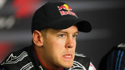 Sichtlich frustriert: Sebastian Vettel, der beim Grand Prix von Ungarn ausschied. Sichtlich frustriert: Sebastian Vettel, der beim Grand Prix von Ungarn ausschied.