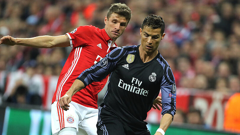 Thomas Müller und Christiano Ronaldo beim Viertelfinal-Hinspiel Bayern gegen Real im April in München.