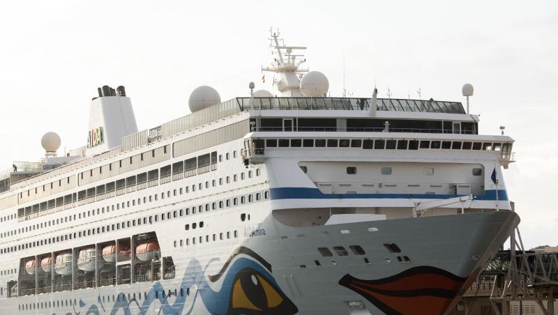 Unmittelbar nach der Taufe in Palma de Mallorca am vergangenen Samstag hatte Aida Cruises die erste Kurzkreuzfahrt im westlichen Mittelmeer abgesagt. Unmittelbar nach der Taufe in Palma de Mallorca am vergangenen Samstag hatte Aida Cruises die erste Kurzkreuzfahrt im westlichen Mittelmeer abgesagt.
