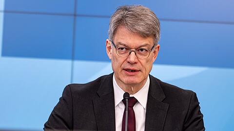 Verkehrsminister Schnieder plant eine Reform - aber wann kommt sie?