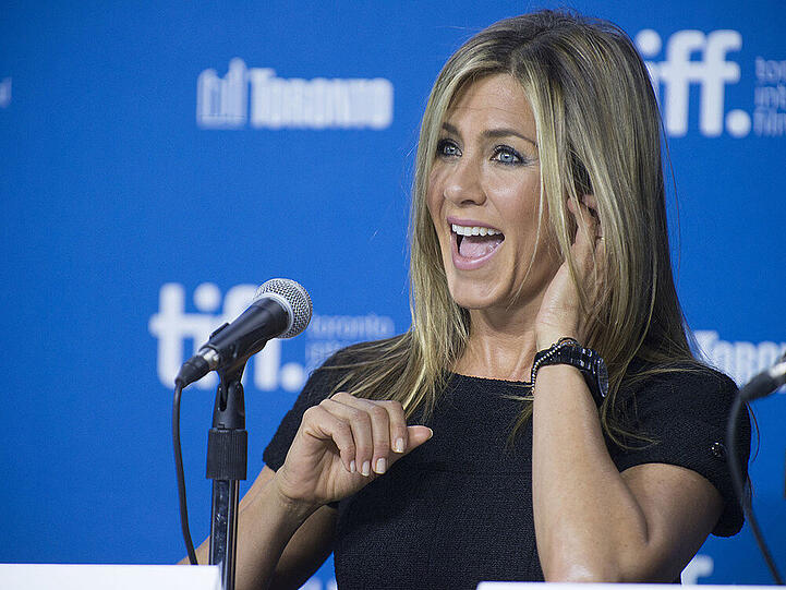 Jennifer Aniston bei einer Pressekonferenz in Toronto zu "Life of Crime"