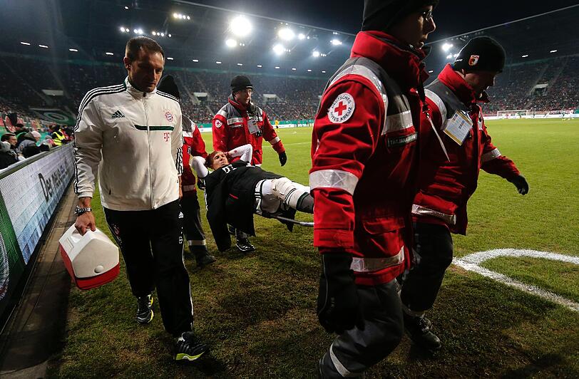 Das Foul an Arjen Robben in Bildern!