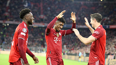 Der FC Bayern hat sich vorzeitig für das Achtelfinale qualifiziert.