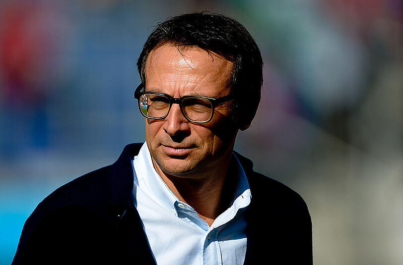 Kein Mangel an Beschäftigung: Hannovers Sport-Geschäftsführer Martin Bader.